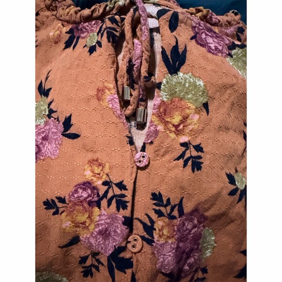 Buffalo David Bitton Blouse Womens XL Pink Floral Tie-Neck Flutter Sleeve - Picture 3 of 5
